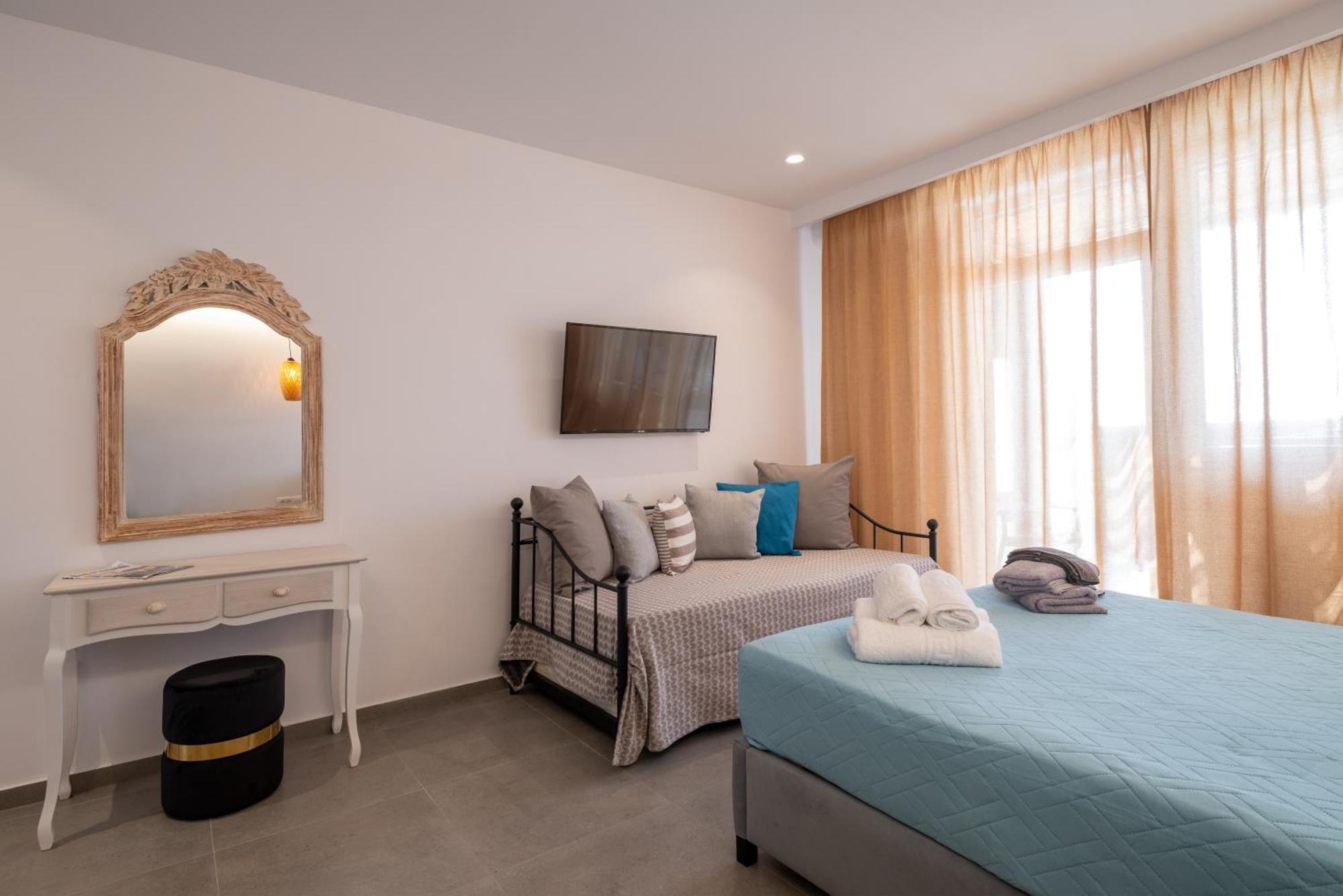 פריבולוס Sand Gem - Beach Apartments מראה חיצוני תמונה